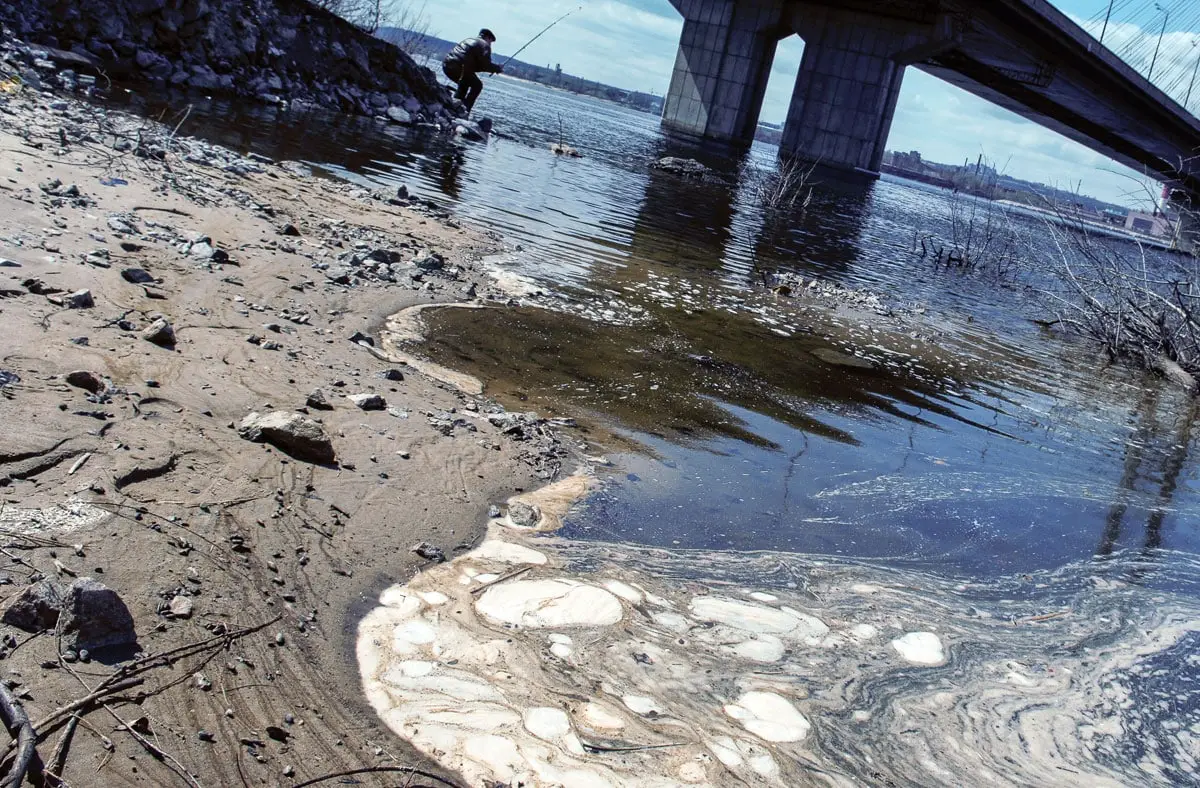 Phase 2 environmental site assessment on shoreline | Groupe SCP